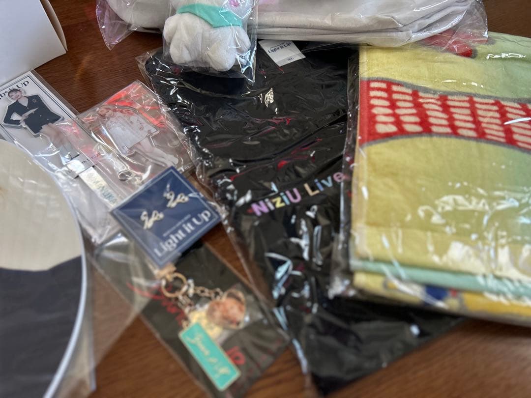 オマケ付／NiziUグッズまとめ