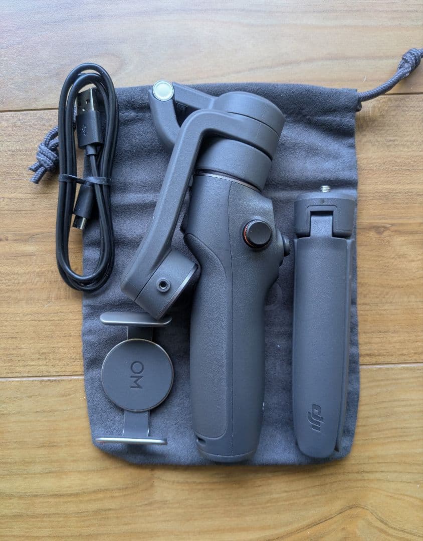 【美品】DJI Osmo Mobile 6 スマートフォンスタビライザー