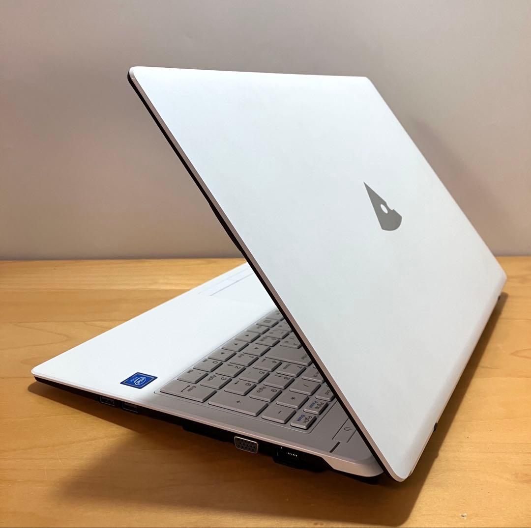 【美品】ノートパソコン　高性能/SSD128/メモリ8/カメラ/オフィス付