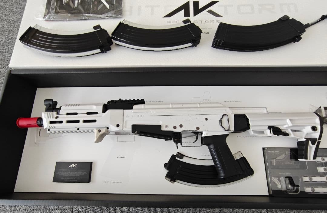 東京マルイ　ホワイトストームAK 次世代電動ガン