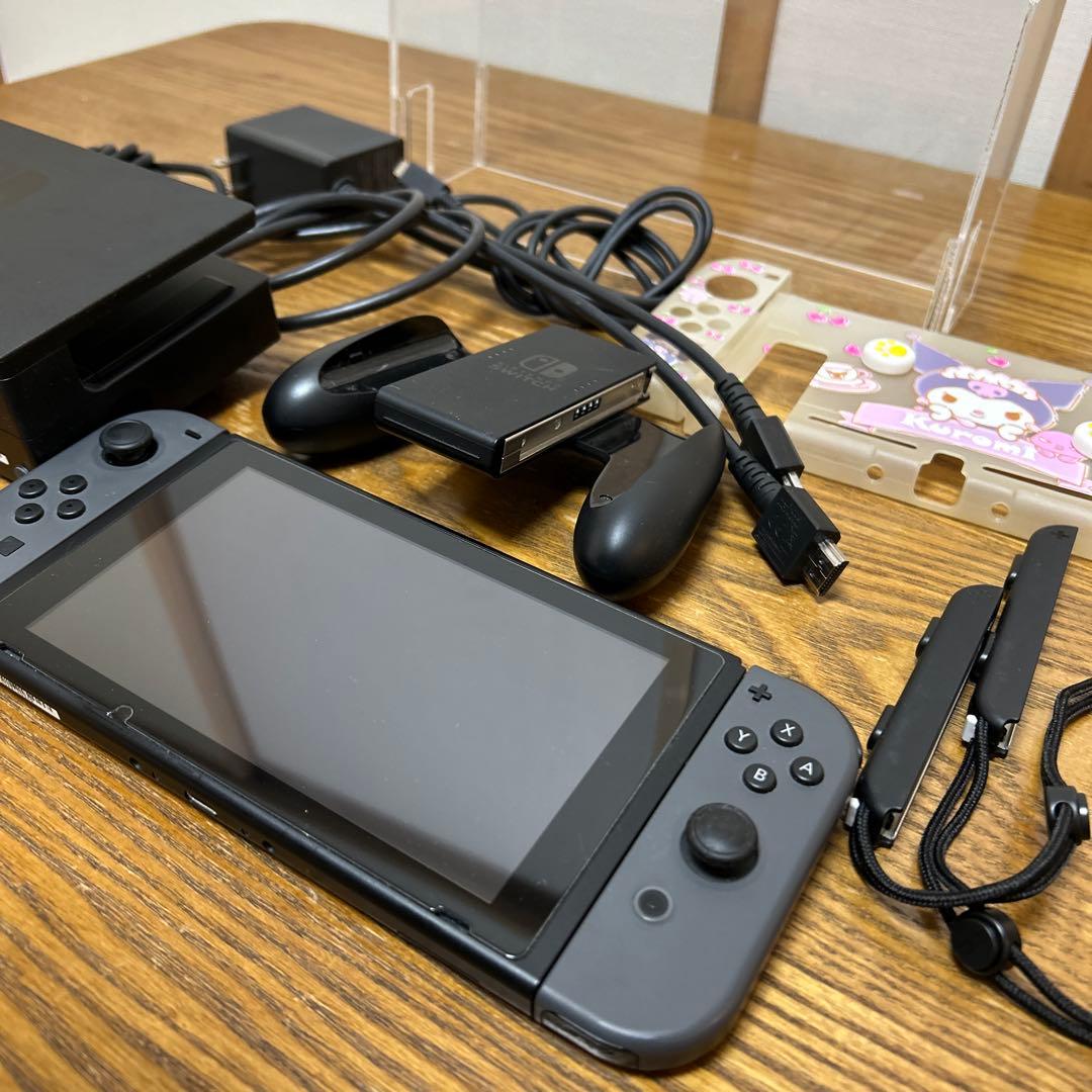 【美品】即日発送！Nintendo Switchグレー本体、SDカード付き！