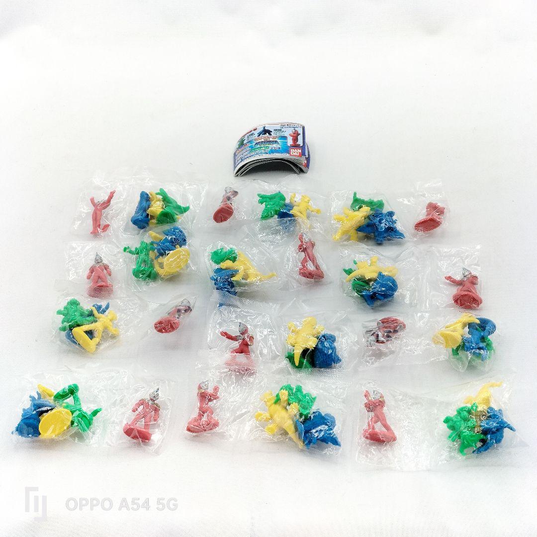 ウルトラヒーロー VS 怪獣軍団 コレクション 消しゴム フィギュア 12個