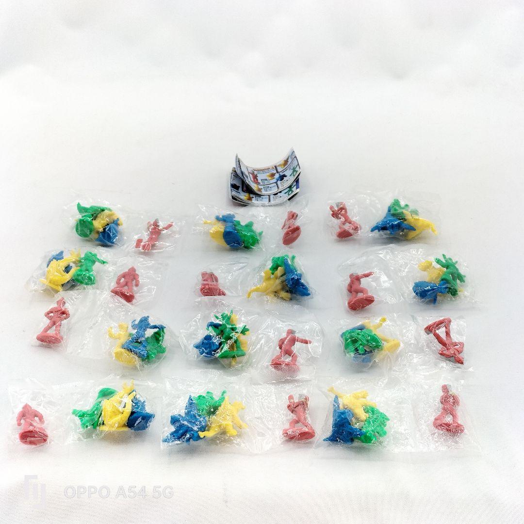 ウルトラヒーロー VS 怪獣軍団 コレクション 消しゴム フィギュア 12個