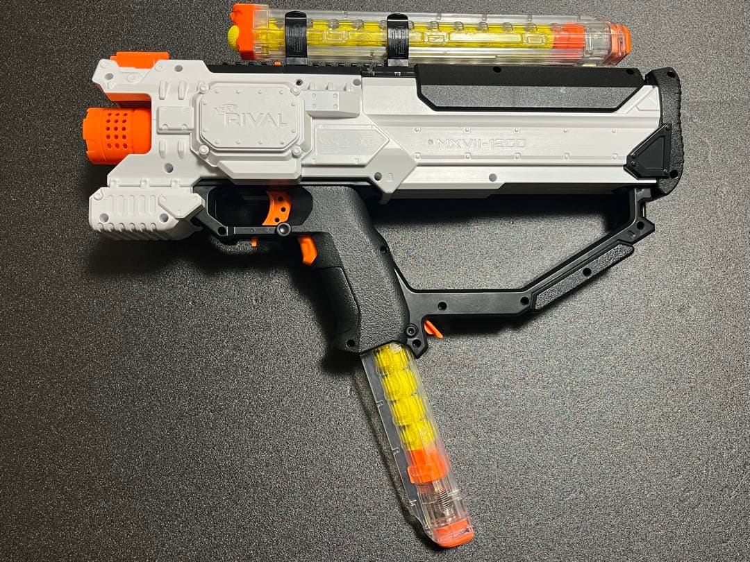 ナーフ ライバル RIVAL ヘラ Hera ＆ マガジンクリップ セット