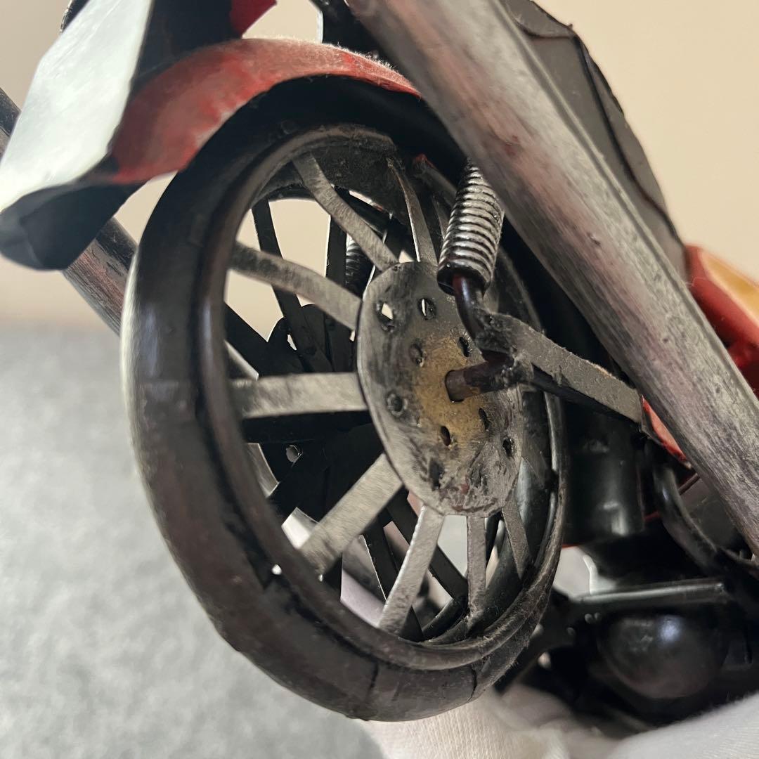 ブリキ製 ヴィンテージ風 バイク置物 インテリア レトロ 熊手 モーターサイクル