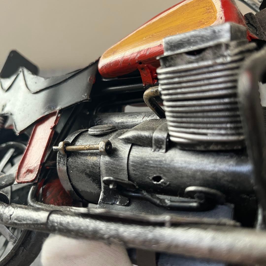 ブリキ製 ヴィンテージ風 バイク置物 インテリア レトロ 熊手 モーターサイクル