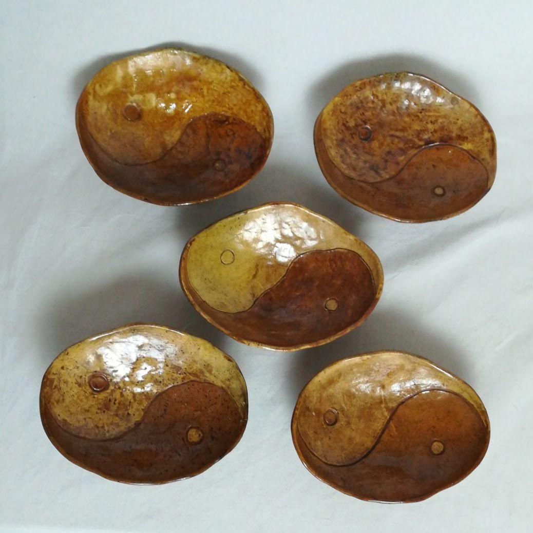 陰陽文　手捻り皿　5枚揃