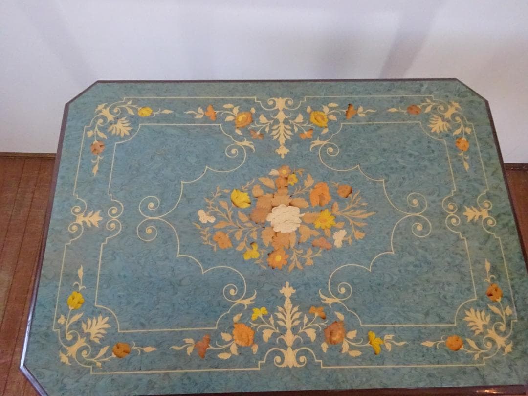 イタリア輸入家具　サイドテーブル　象嵌細工　ヨーロピアンクラシック