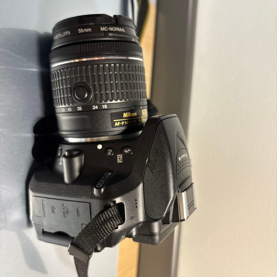 Nikon D5300 デジタル一眼レフカメラ　ダブルレンズキット