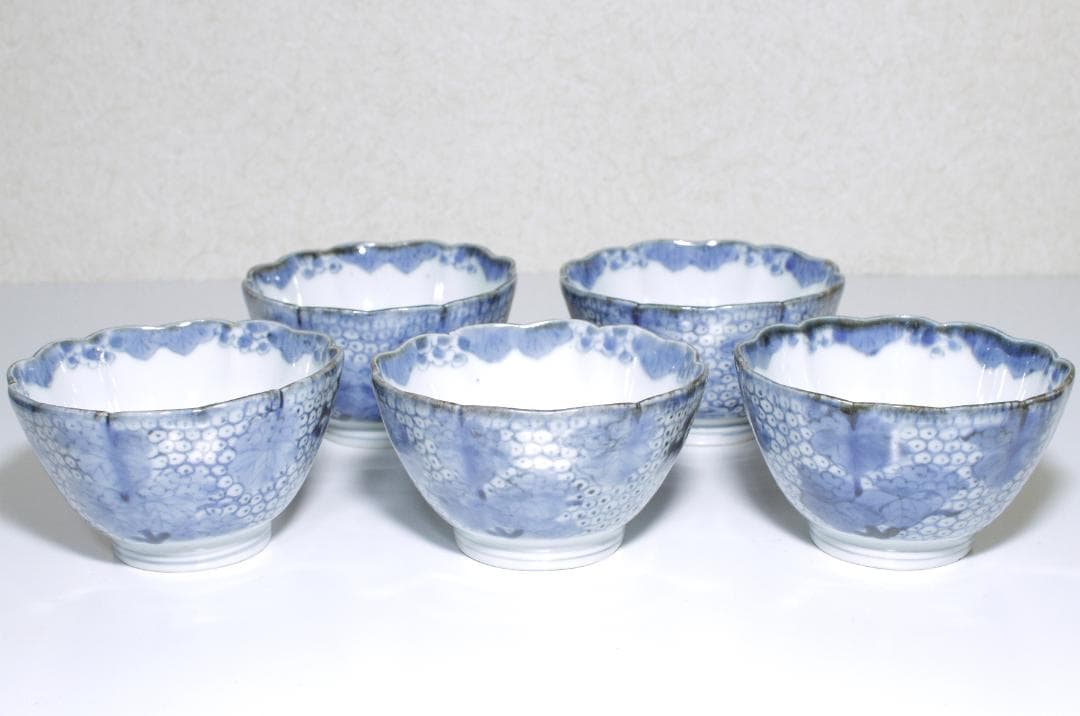 江戸中期 古伊万里 蕎麦猪口 五客揃 [繋ぎ亀甲・鳳凰文]