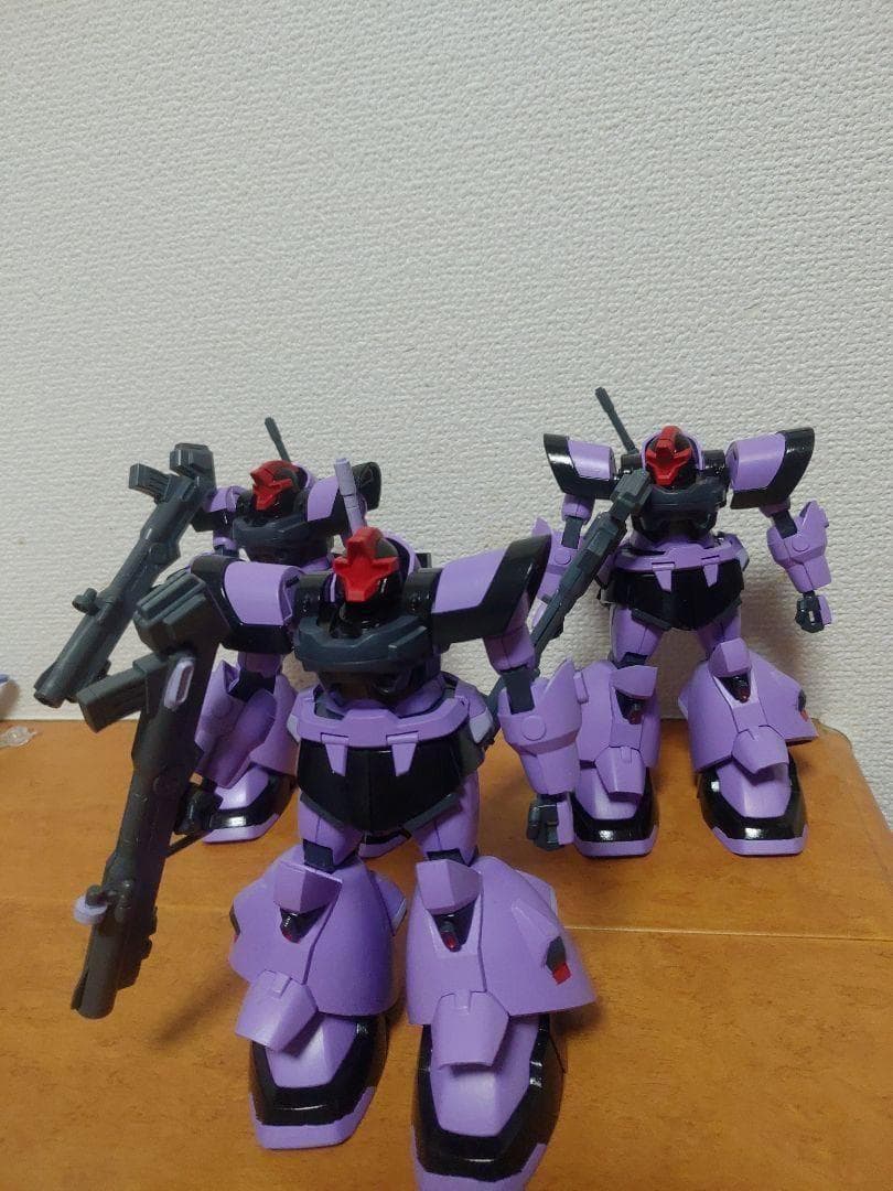 ガンプラ　1/144HGドムトルーパー×3　セット　完成品　同時300円値引