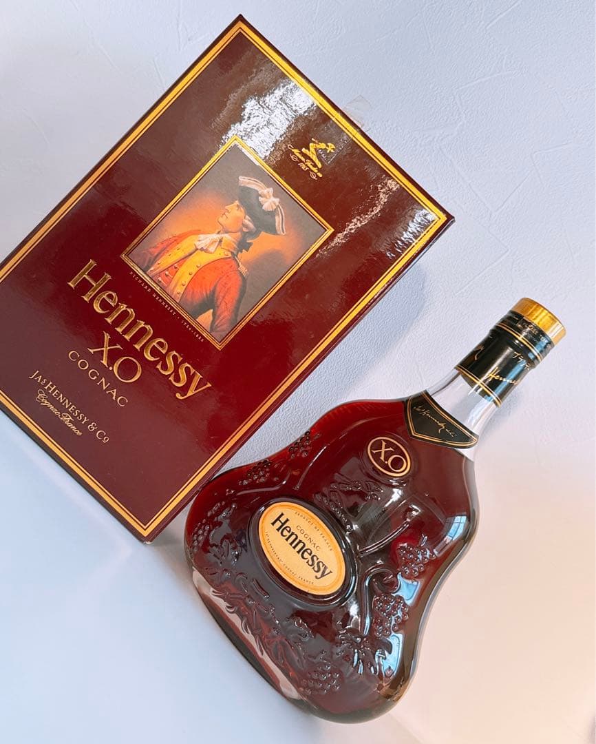 Hennessy XO COGNAC ヘネシー 金キャップ 700ml 箱付き