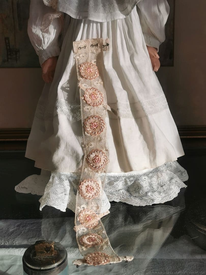 アンティークフランス 付け襟＆ウェストベルト ヴァレンシエンヌ＆花刺繍アップリケ