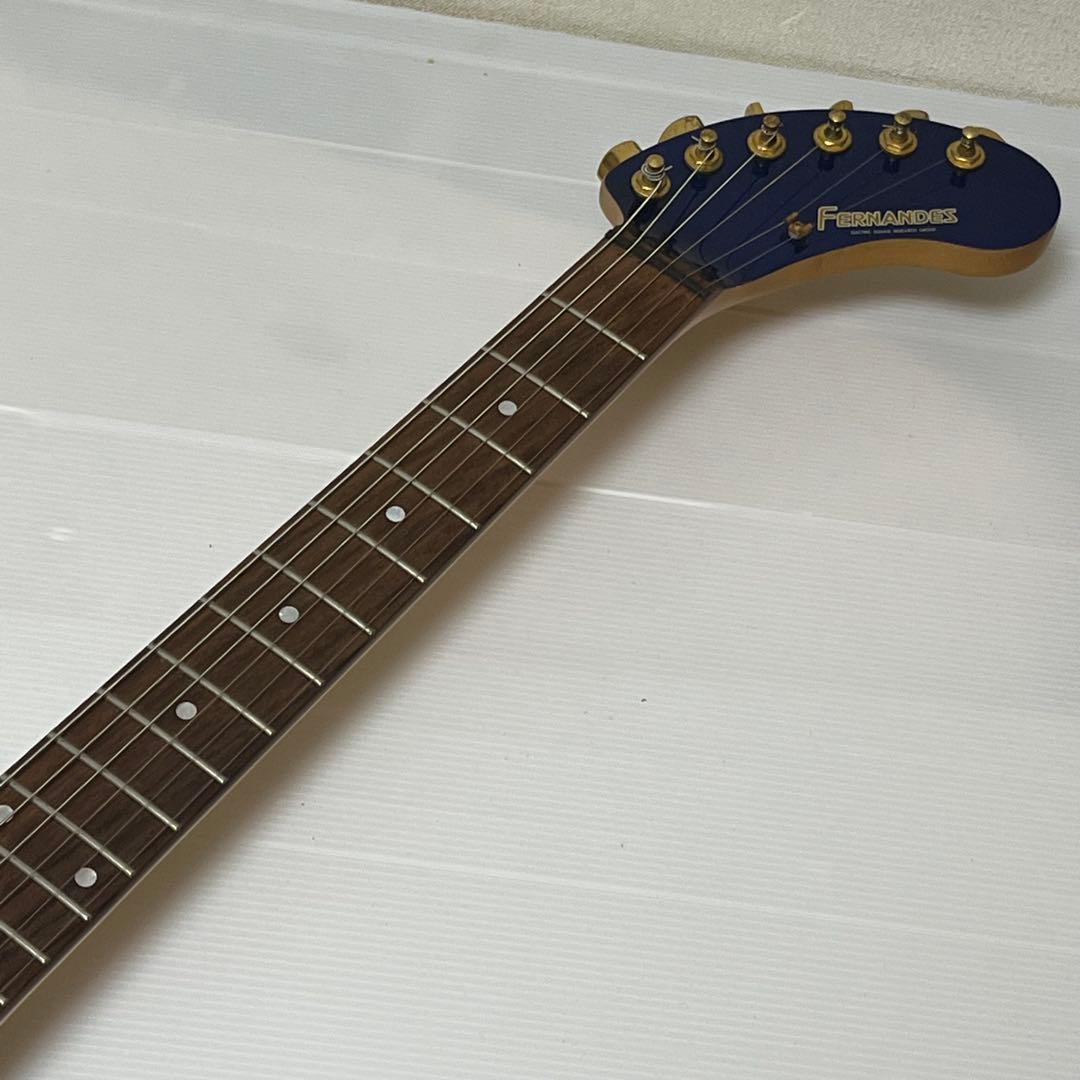 フェルナンデス　ZO-3C メタリックブルー アンプ付きギター