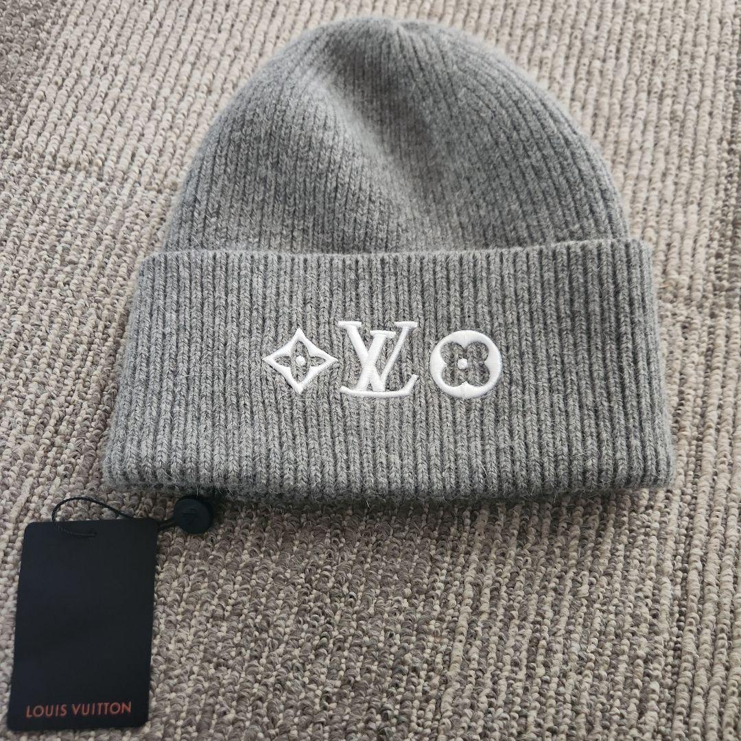 【希少】Louis Vuitton グレー ニット帽　フリーサイズ