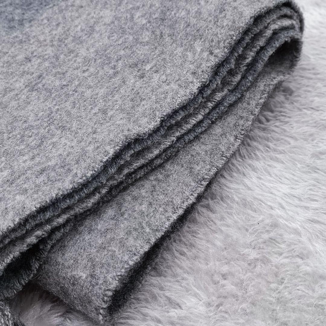 ルイヴィトン　カシミヤマフラー　ロゴマフラー　　カシミヤ100%　男女兼用