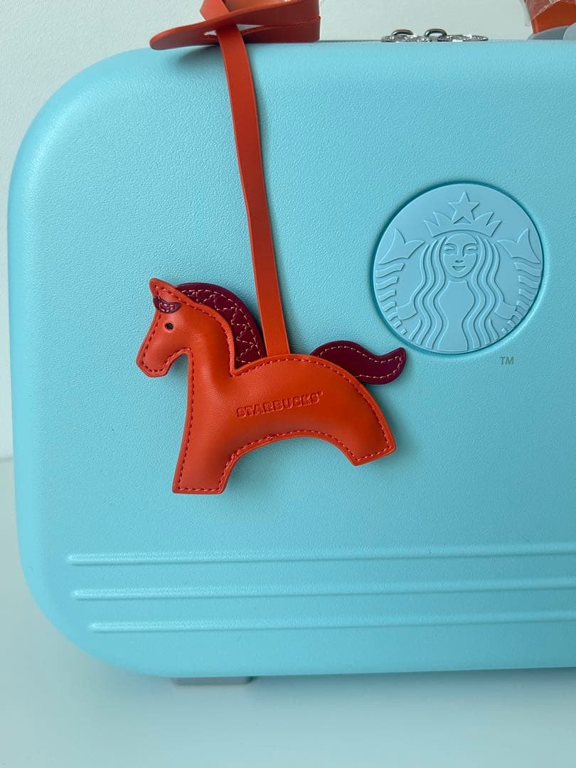 韓国　Starbucks 26’ Wildtail キャリーバッグ　スタバ　レア