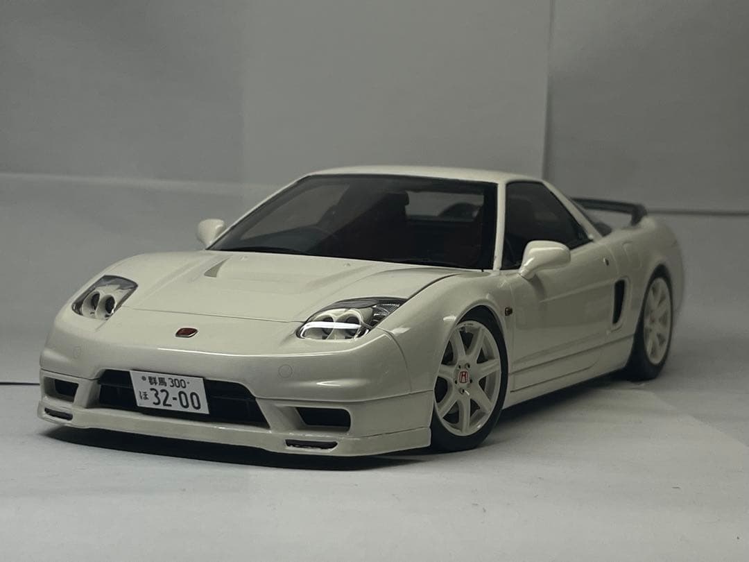 オートアート 1/18 ホンダ NSX-R 改造品 白