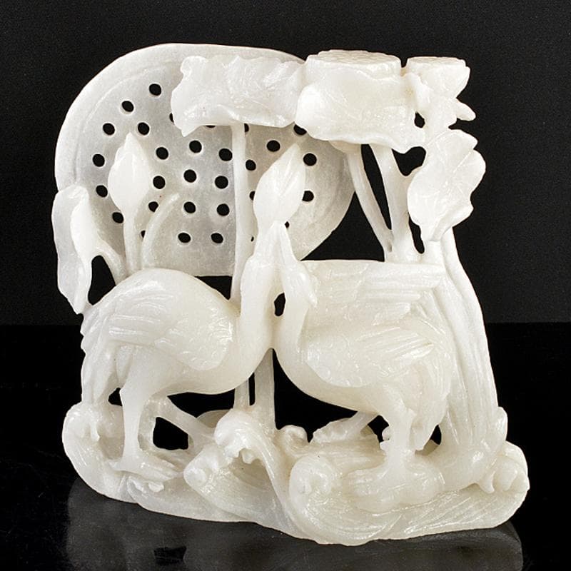 中国　玉石白玉彫刻　蓮に鶴　置物　V　R5692