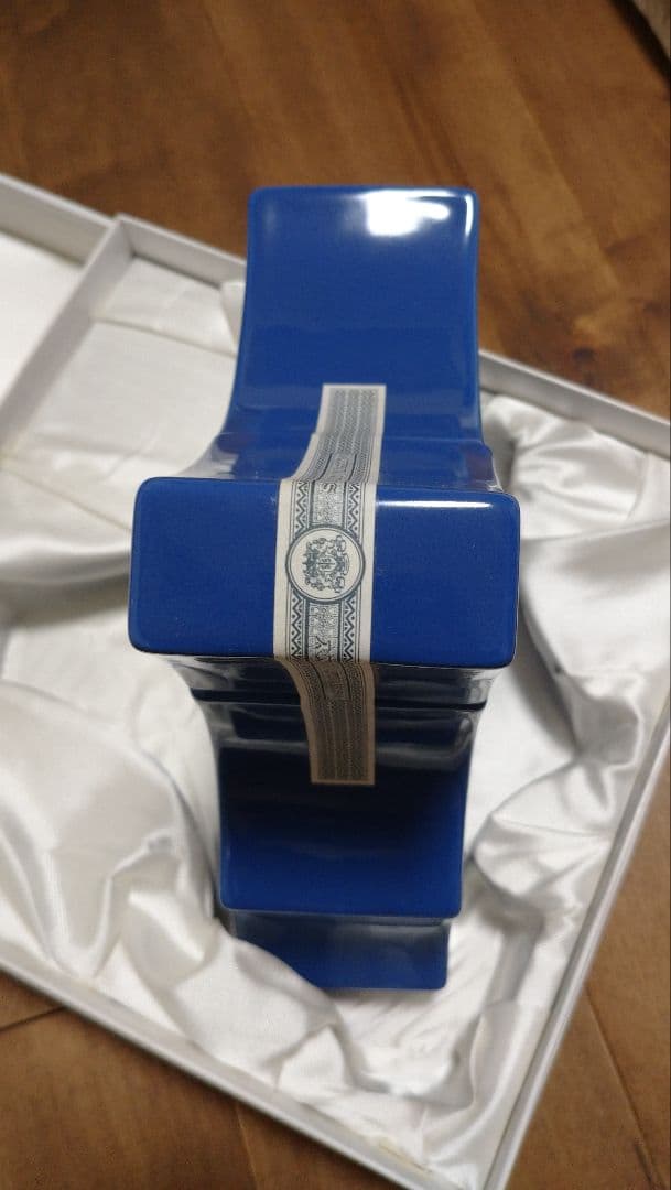 サントリー ウイスキー ローヤル '82北海道博覧会記念ボトル