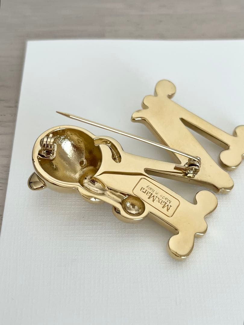 【Max Mara】 ベアブローチ