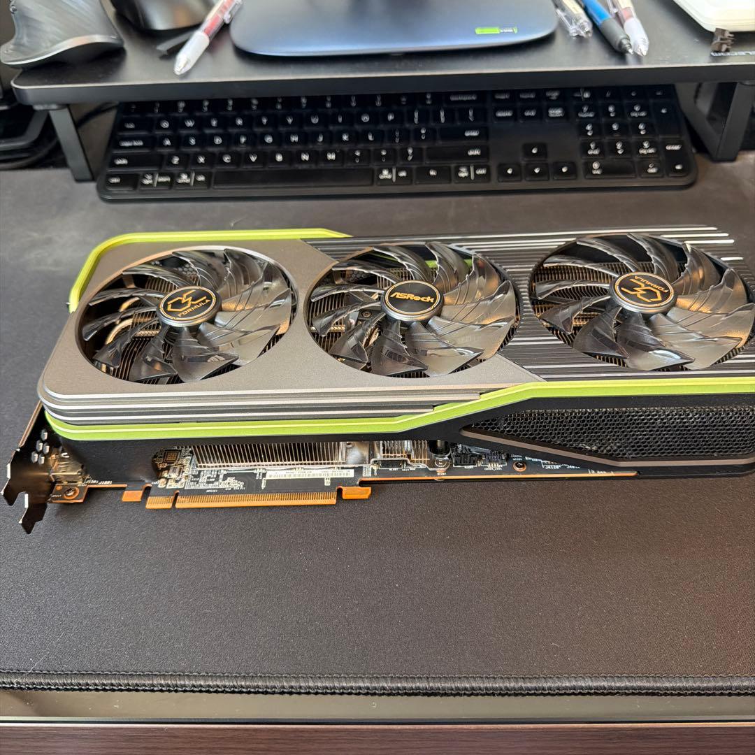 ASRock RX 6900 XT OC Formula グラフィックボード