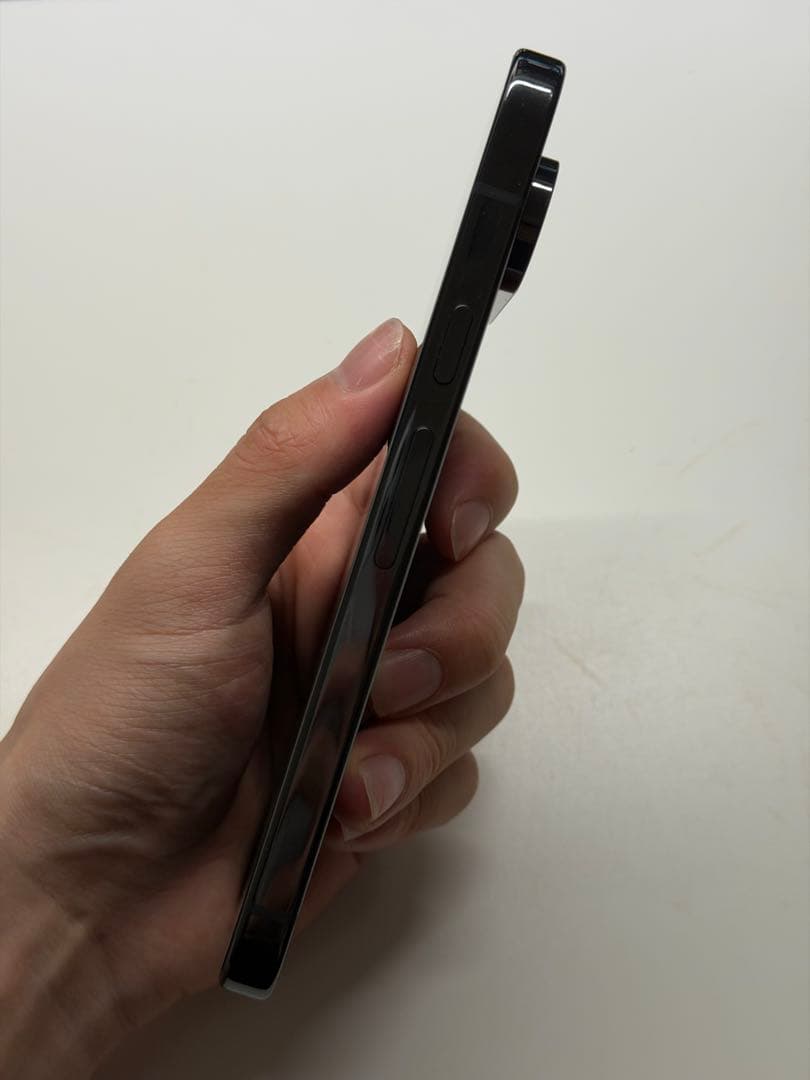 【超美品】Google Pixel 9 Pro Obsidian 純正ケース付き