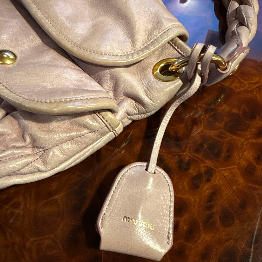 専用品MIUMIU マテラッセ　プリーツデザイン ピンク ハンドバック