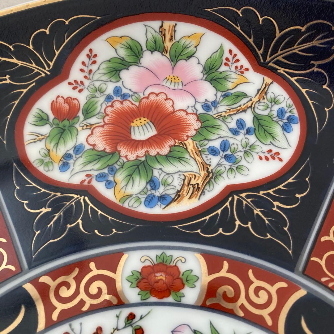 ラスト価格‼️大泉窯、伊万里錦、孔雀デザインの陶磁器皿 、桐乃木箱入り