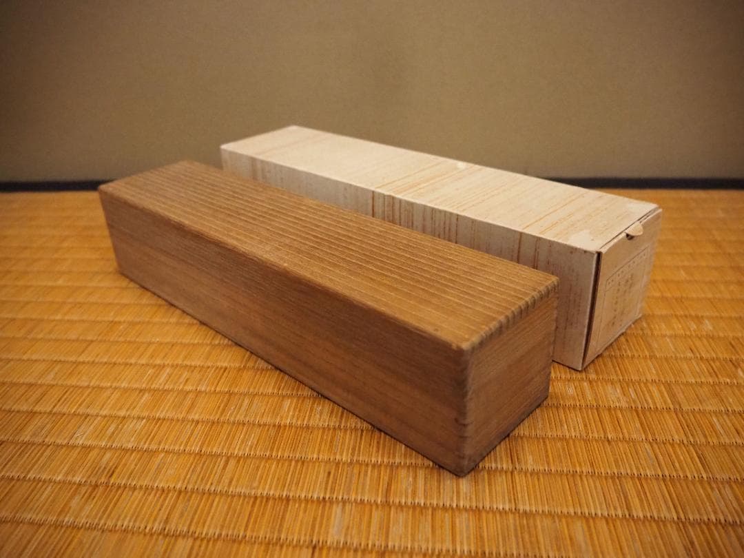 南禅寺派第10代管長 勝平宗徹自筆一行書『洗尽人間胸裏塵』掛軸（共箱）