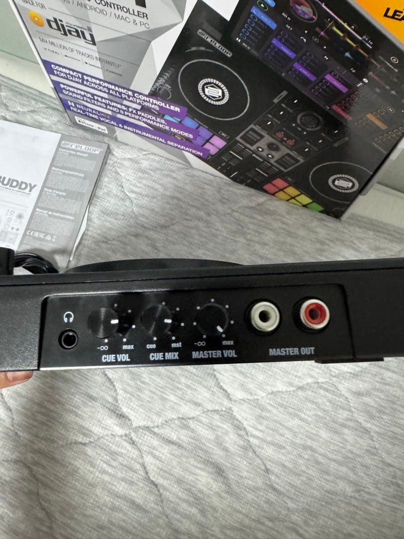 RELOOP BUDDY DJコントローラー