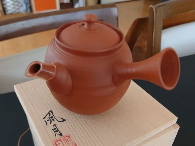 常滑焼　村越風月　急須