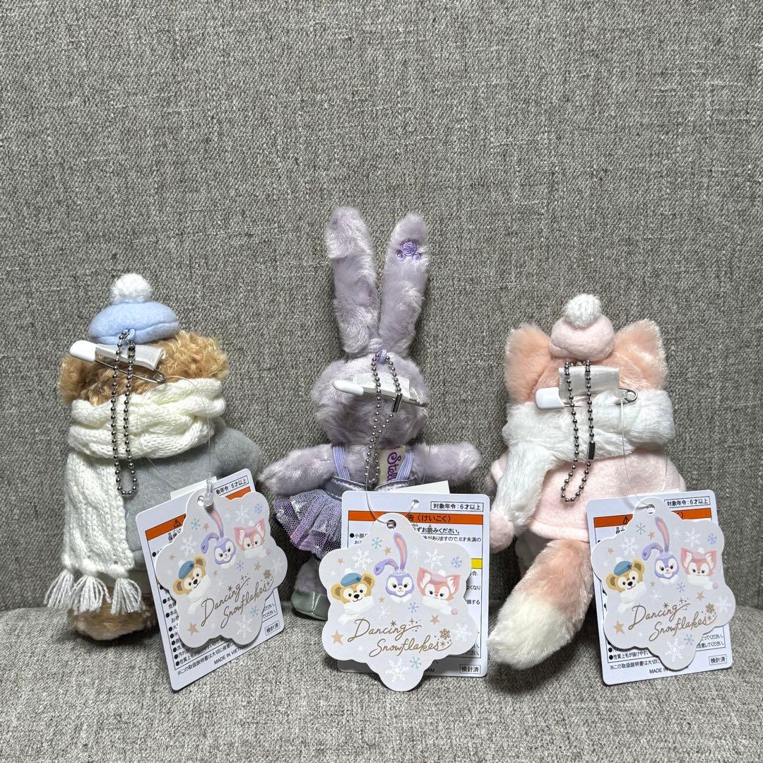 東京ディズニーシー　ダンシングスノーフレークス　ぬいぐるみバッジ　3体セット