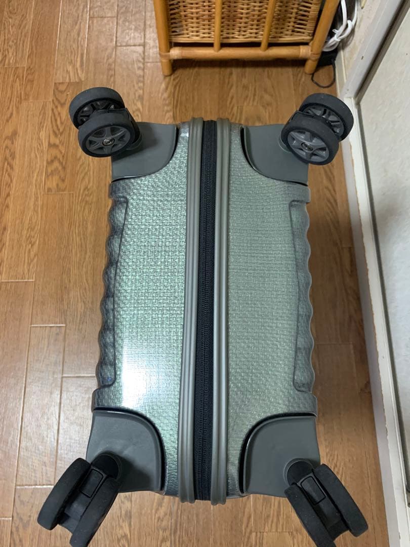 サムソナイト シーライト55EXP 36-42L メタリックグリーン 機内持込み