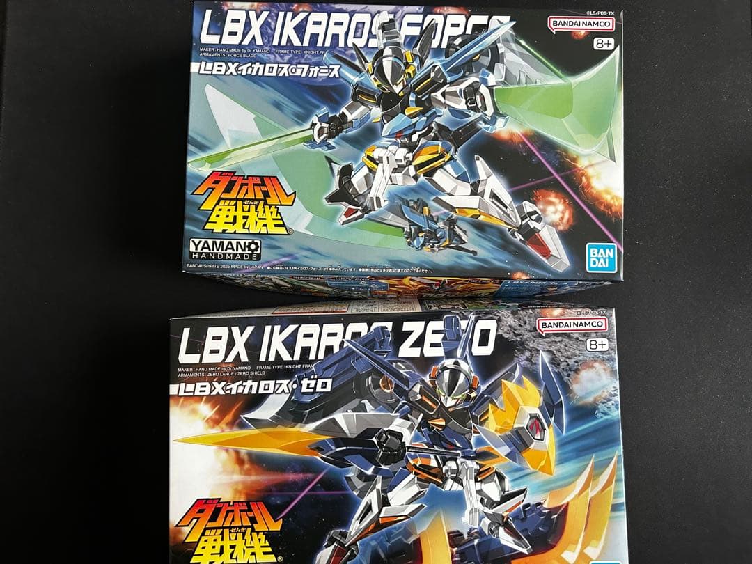 ダンボール戦機LBX　イカロス・フォース&イカロス・ゼロ　セット