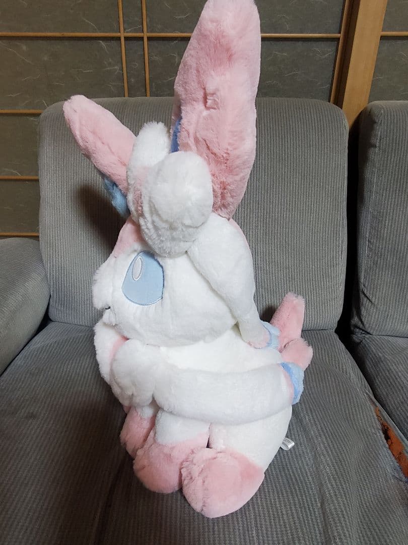 【最終価格】ふわふわ抱きぬいぐるみ　ブラッキー、ニンフィア