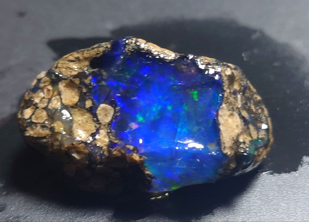 【60ct】 エチオピア　ウェロ産オパール 原石 標本　鉱石