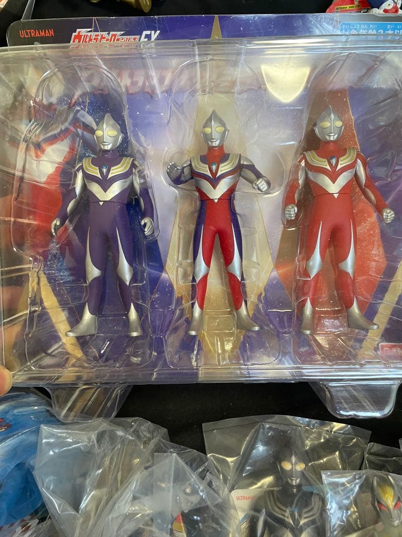 ウルトラヒーロー怪獣シリーズ　ソフビ　２4体　まとめ　タグ付　ティガ