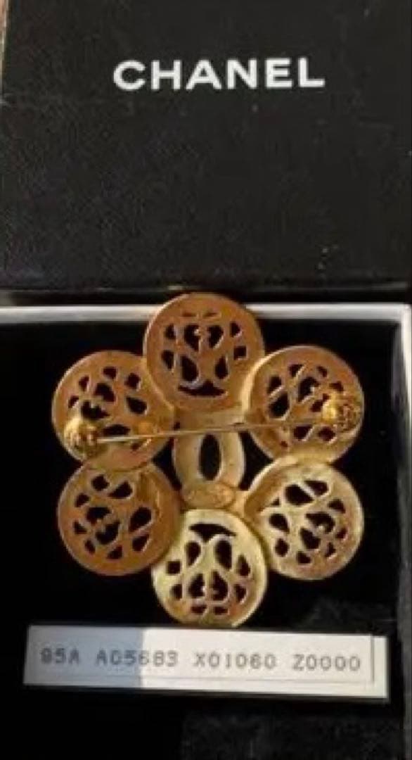 CHANEL ゴールド フラワーブローチ 95A