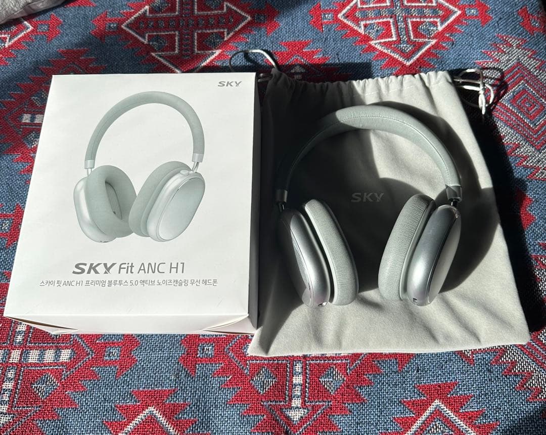 sky ワイヤレスヘッドホン