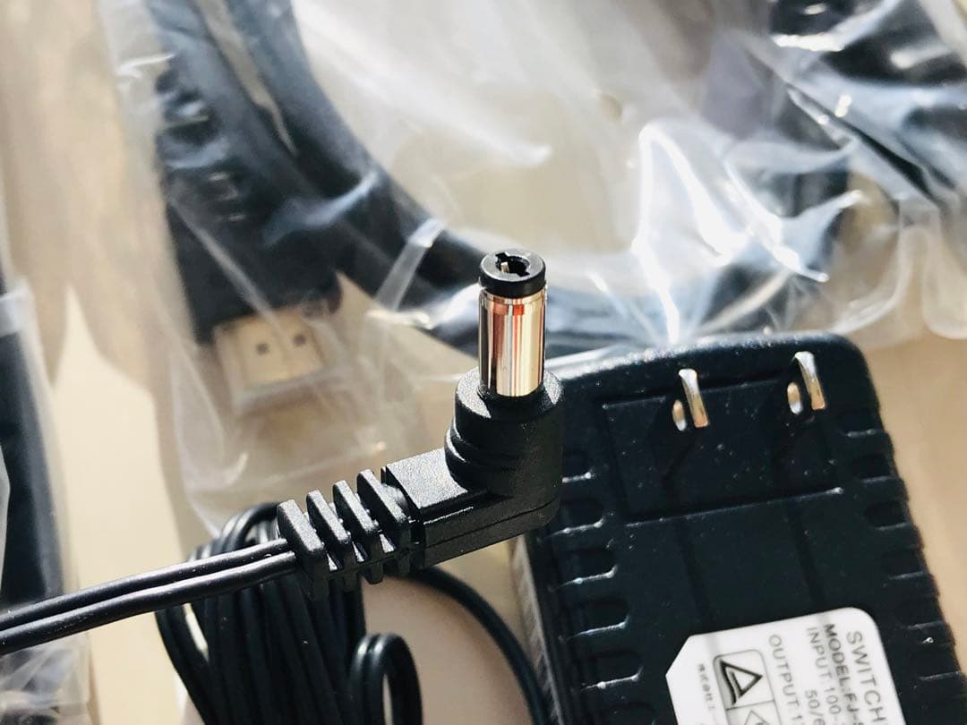 ADTECHNO LCD1015 10.1インチ LCDモニター 本体