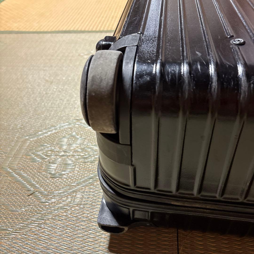 リモワスーツケース ブラック