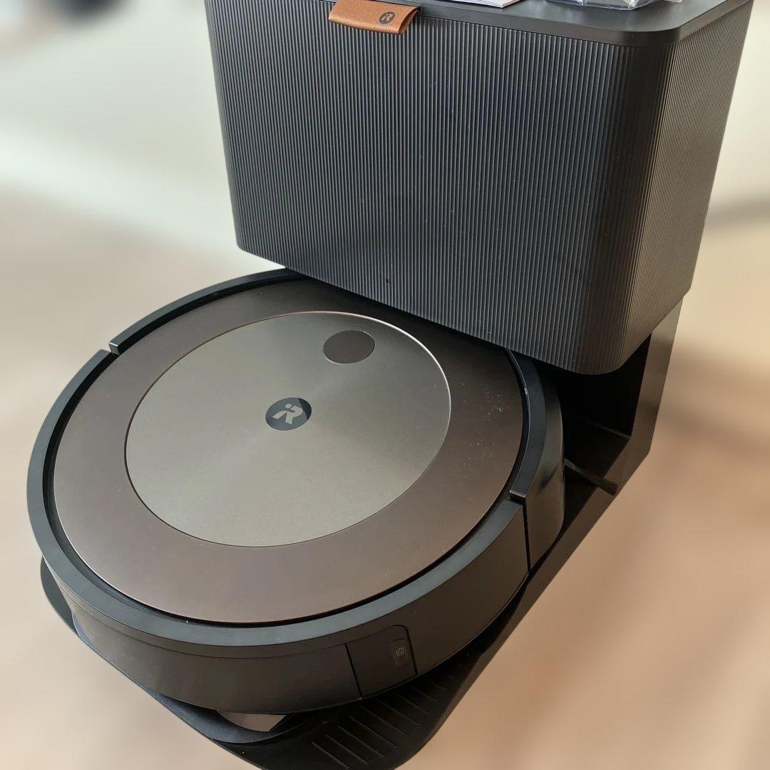 ルンバ　iRobot Roomba j9+ 本体とClean Base