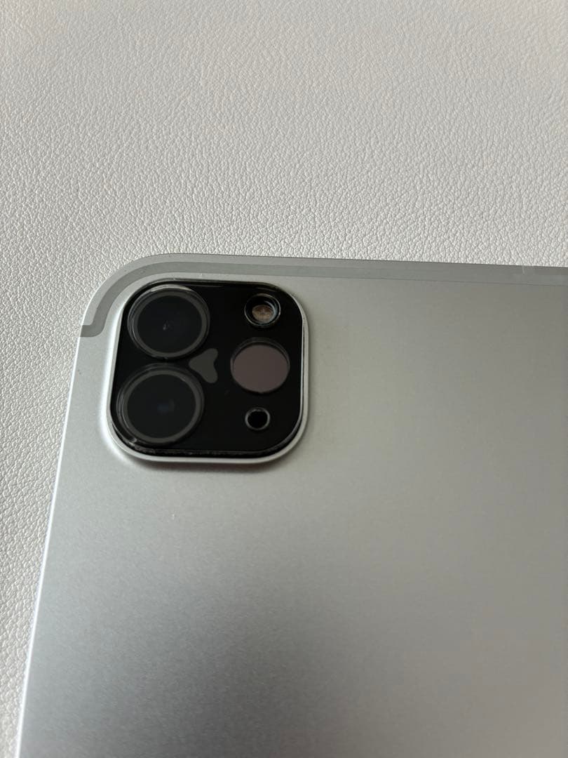 Apple iPad Pro 11インチ 第4世代　128GB M2 タブレット