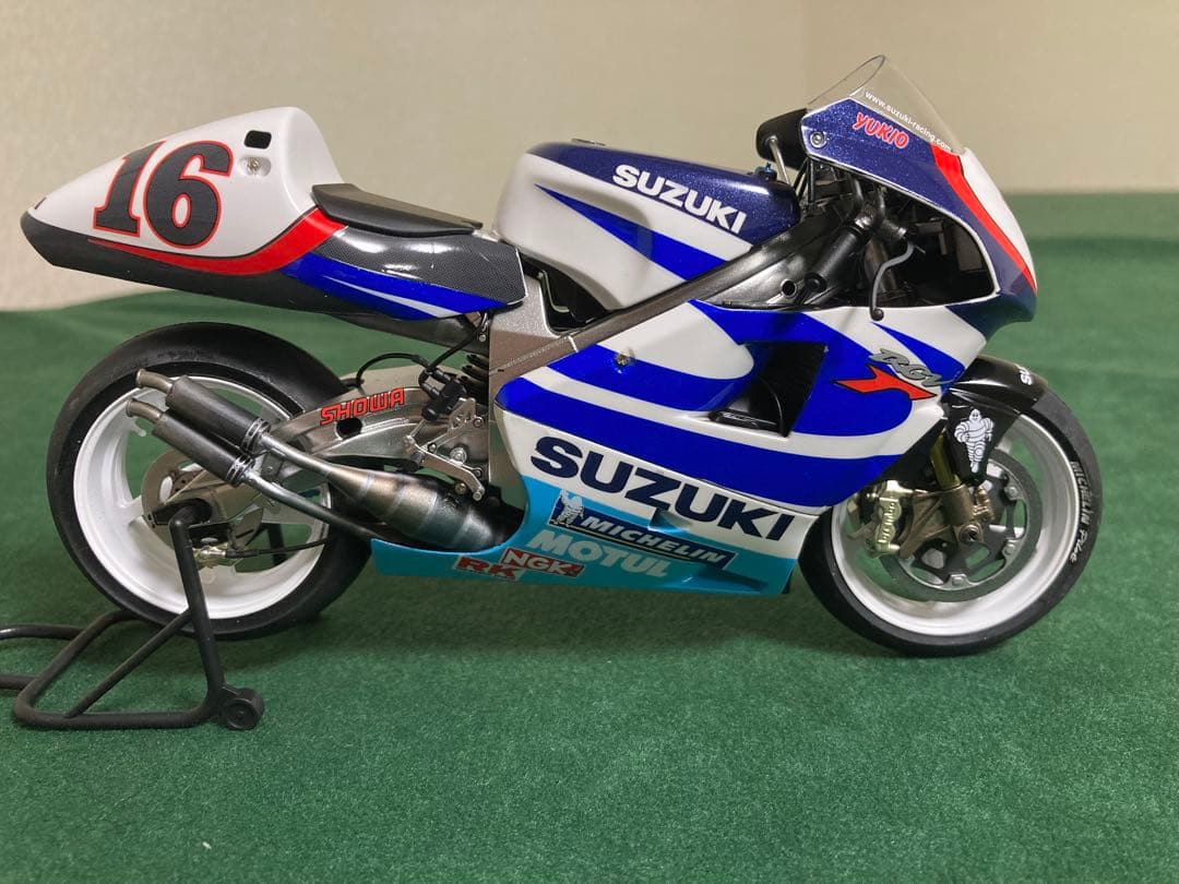 タミヤ　スズキ RGV-Γ XR89