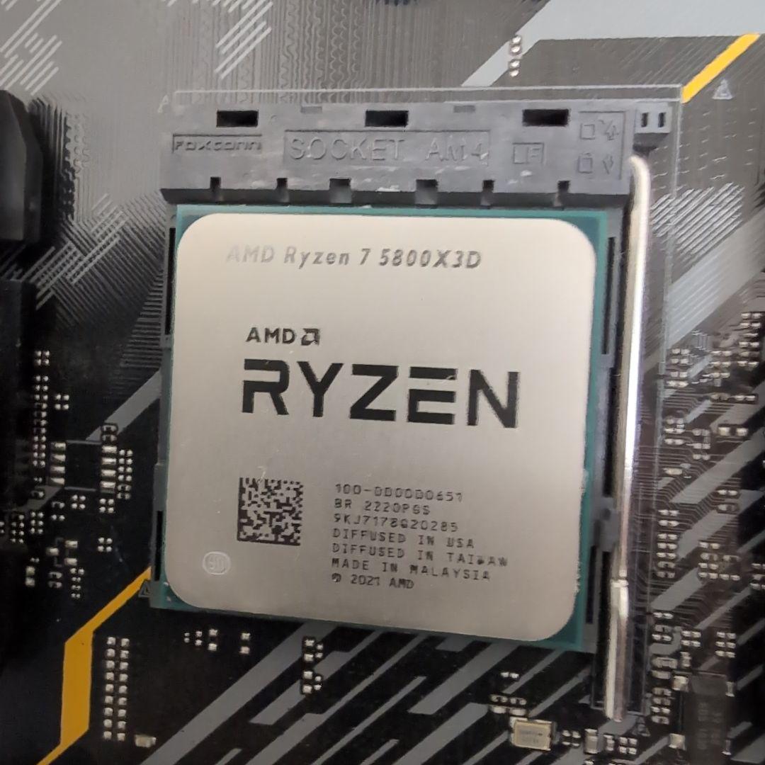 CPU Ryzen7 5800X3D + TUF X570 + 32GB 3600mhz