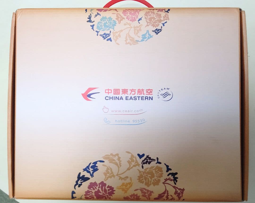 nag　中国東方航空 1/200 航空機模型 ボーイング777-300ER