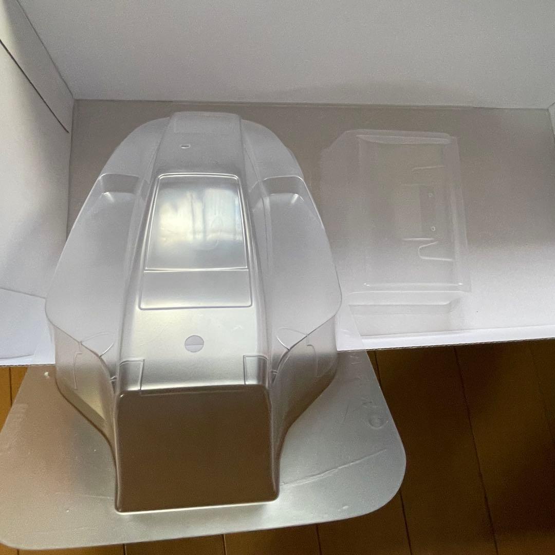 タミヤRC 1/10バキー　ネオスコーチャー（TT-02B）