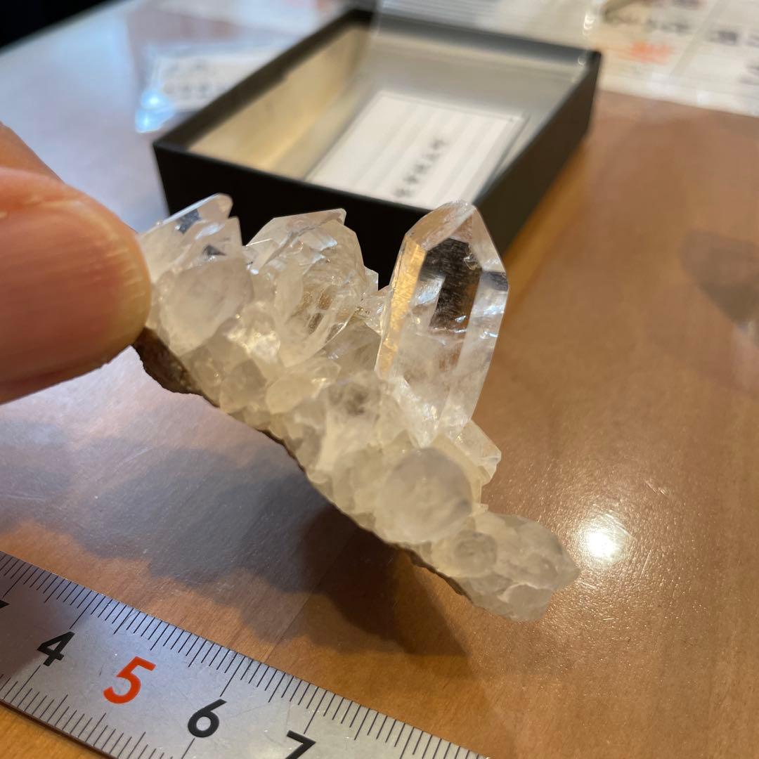 【国産鉱物】水晶クラスター　山梨県　乙女鉱山産