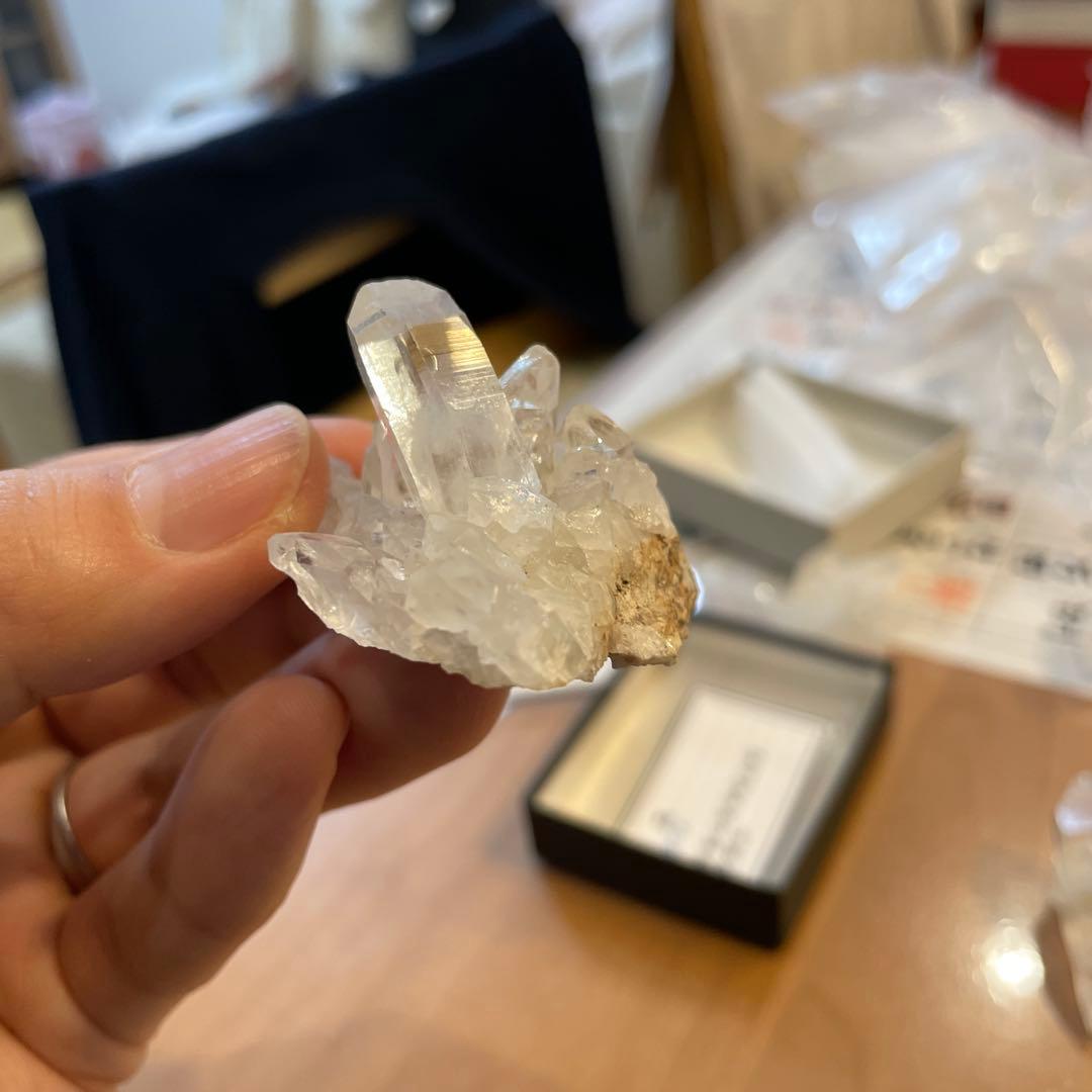 【国産鉱物】水晶クラスター　山梨県　乙女鉱山産